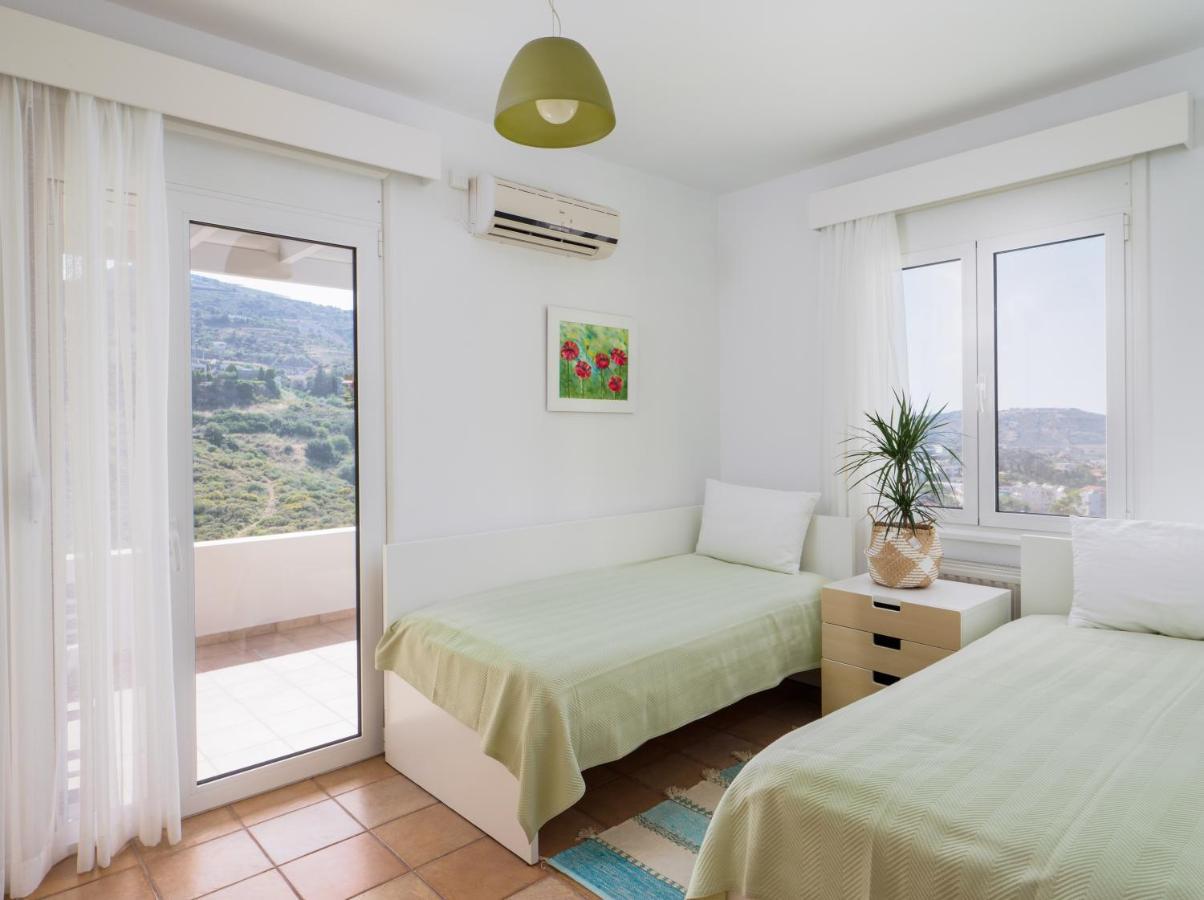 Wild Pear Villa อาเยีย เปลาเยีย ภายนอก รูปภาพ
